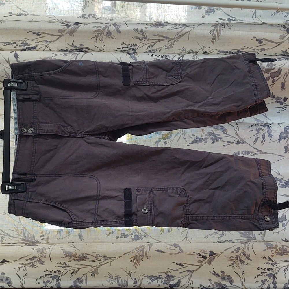 Levi's Capris